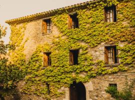 Off Grid Girona - NEW OPENING, hotel v destinaci Beuda