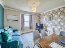 Apartment 6 - 1 Bedroom Town view