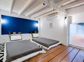 Non Inn The Diamond Artisan and Barber 4 Bedroom Riverside Retreat with King and Twin Rooms