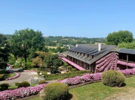 Castel Novel Cottage, cottage in Varetz