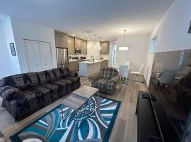 Seton Villas 5Bed Hse Including Basement & Kingbed