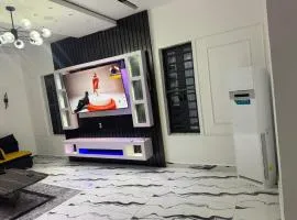Topshot apartments