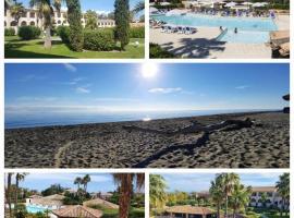 Cozy 2-room beachfront Résidence Sognu Di Mare Casa Serenita, hotell i Linguizzetta