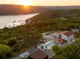 Vila Laguna Blu by Villas Guide