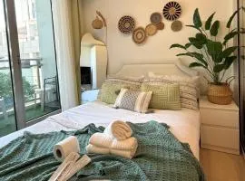 Cozy Green 1 BR unit with Balcony Azure Bahamas South