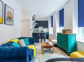 Central Studio Flats with Parking in Southend on Sea