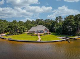 Lakeside Lane Retreat, hotel a Johnsonville