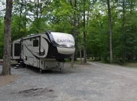 Site R Full Hookup up to 38ft Site ONLY