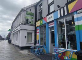 Main Street Carrick-on-Shannon Apartments, hotel v destinaci Carrick-on-Shannon