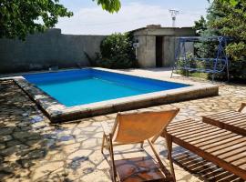 Ptghni Villa, hotel v destinaci Ptghni