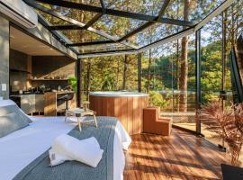 Maravilhosa Cabana de Vidro de Luxo na Natureza, hotel di Pomerode