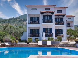 Agelos Studios, hotel v destinaci Skopelos Town