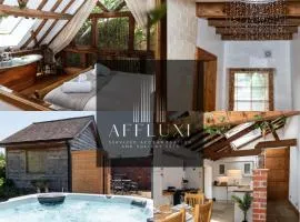 Treehouse Cottage Spa Retreat