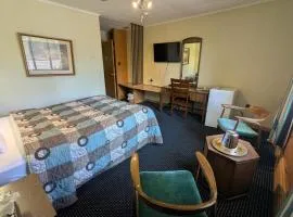 Mariner motor hotel