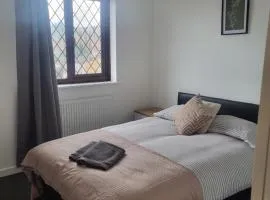 Spacious 4-Bed Home in Beautiful Weymouth