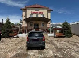 Эмирхан