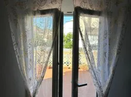 Casita Rural La Rosa de la Huerta con chimenea interior