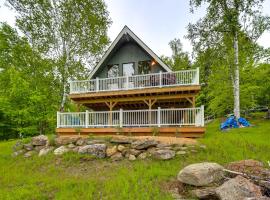 8 Mi to Okemo Mountain Resort Mtn-View Retreat!, ξενοδοχείο σε Andover