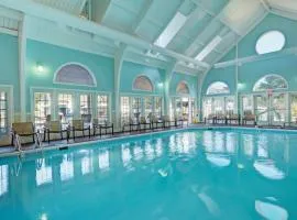 Kingsgate 3BR Apartment with Resort Access