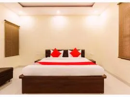 Hotel Shree Ganga Palace Guest House Near Spring Road