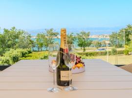 Aenona sea view apartments, готель у Ніні