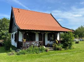Domek całoroczny na Kaszubach "Kołowrót", hotel v destinaci Dziemiany