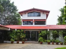 Private luxury house 3 floors