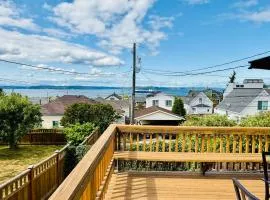 Old Tacoma Victorian Main Floor Duplex Unit
