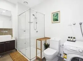 MStar Penthouse CBD Apartment