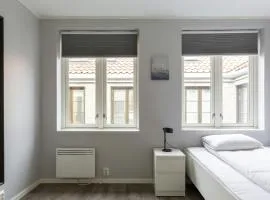 Central and Spacious Apartment for 6