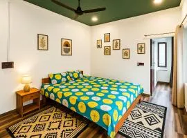 ac room with kitchen and Terrace