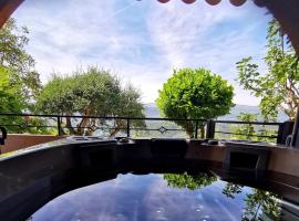 Suite La Bella Vista, hôtel à Tanneron