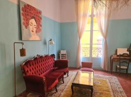 chambre d'hôtes hyper central, Hotel in Perpignan