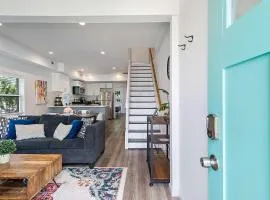 4BR 2BA Hot Tub Home By The Bay