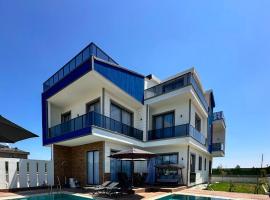Luxury Villa in Döşemealtı, Hotel in Antalya