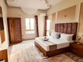 Hostgram Downtown Hotel & Suites