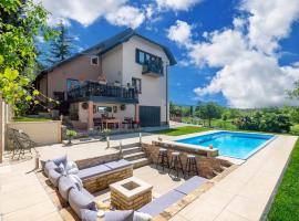 Four Seasons Casa Novi Sad, hotel em Ledinci