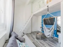 Studio 6, très lumineux à 5min de la gare, avec WIFI