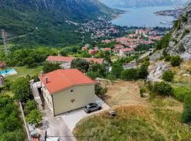 Dejana Apartments