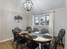 Lakeview Penthouse Condo in Osage Beach Escape