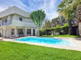 Shati Luxury - New, Heated Pool, Sea view Near beach