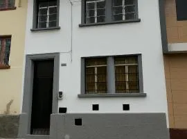 Habitación cómoda en Quito