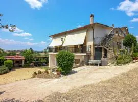 Pet Friendly Apartment In Sacrofano