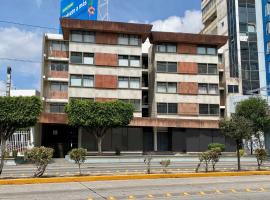 BaW Mateos 809P, hotel in León