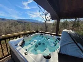 Great View Location Studio Log Cabin Hot Tub