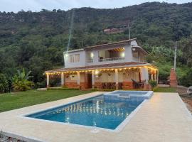피에데쿠에스타에 위치한 호텔 Parcela villa David mesa de los santos