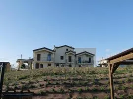 Ferienwohnung mit Pool und Panoramablick