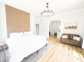 Jennifer's Spa-Like Apt King Bed Historic Broadway، فندق سبا في بروفيدينس