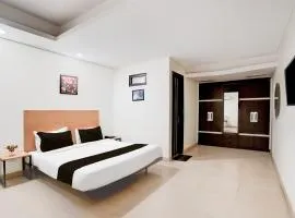 Super Townhouse Patparganj Near Max Super Speciality Hospital