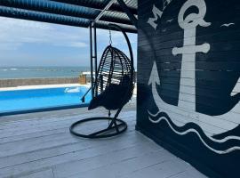 MARINE-Q, Hotel in Inami